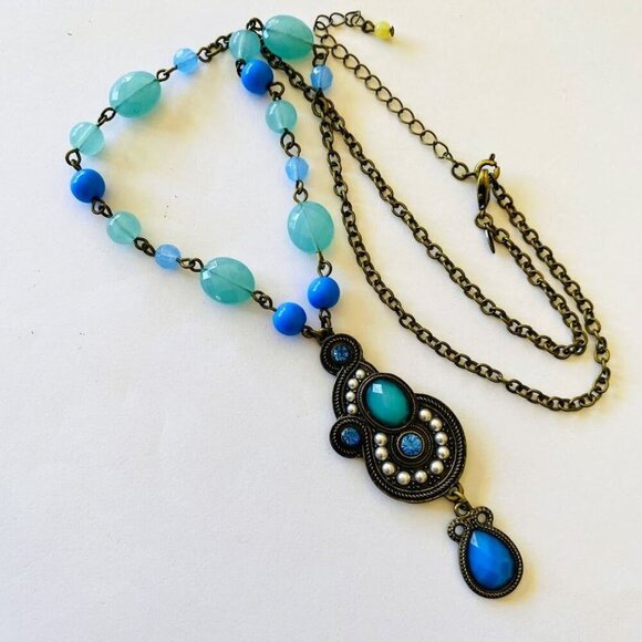 Vintage Avon Blue Beaded Pendant Necklace – Turquoise & Aqua Glass Beads, Boho S - Picture 4 of 8